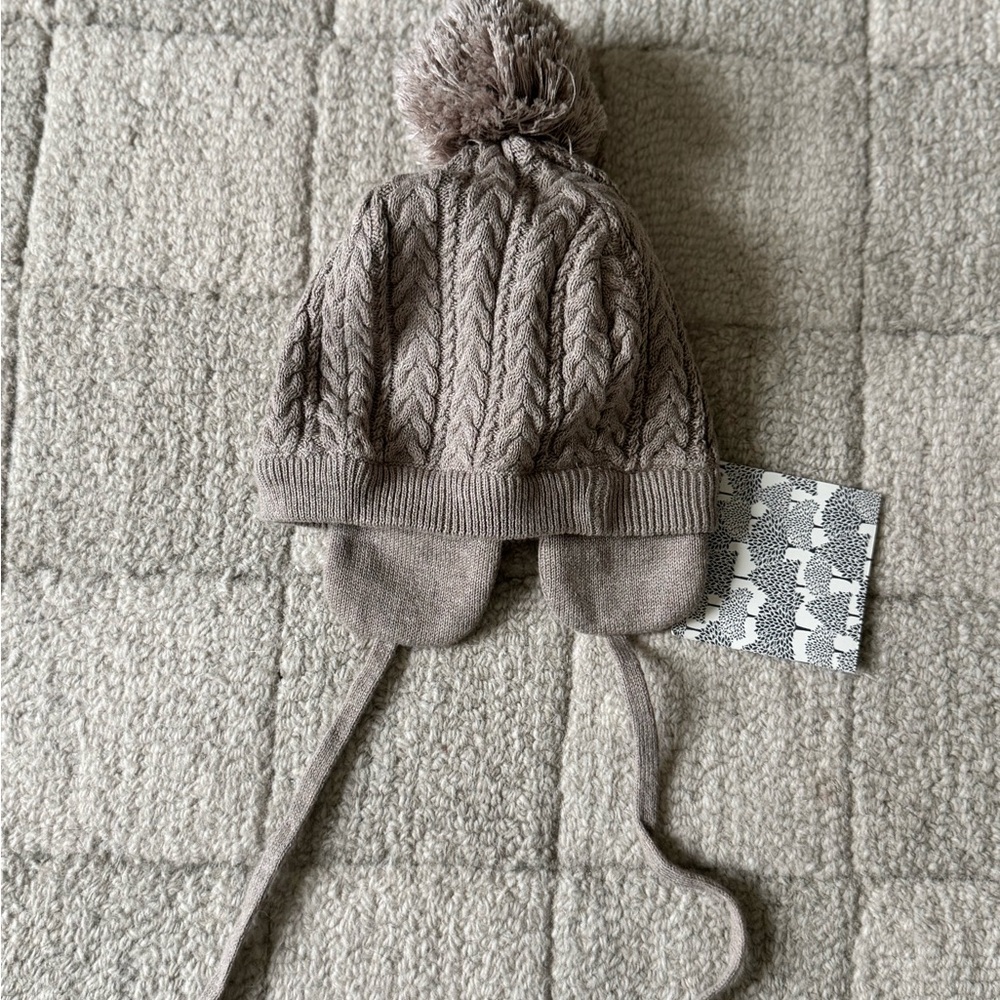 kate quinn Taupe Knit Pom Hat NWT